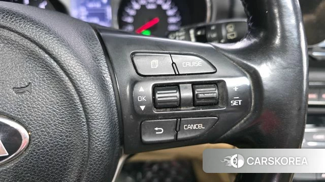 Kia All New Carnival id 4937850 из Кореи 8