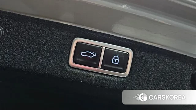 Hyundai Grandeur (GN7) id 3457717 из Кореи 8