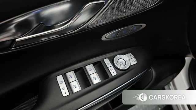 Genesis GV70 id 4187099 из Кореи 8