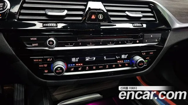 BMW 5 Series (G30) id 2716769 из Кореи 8