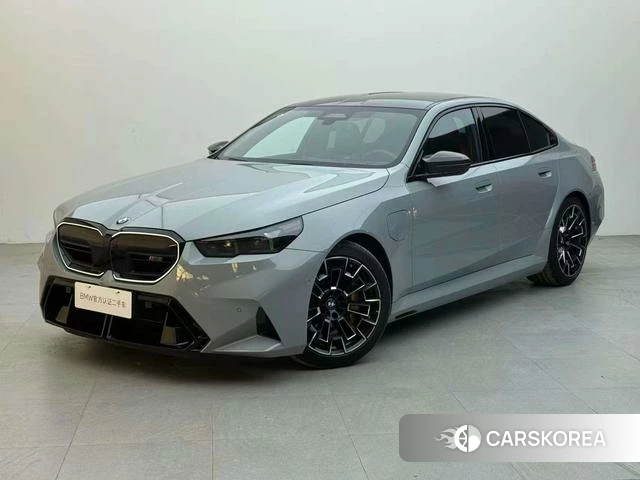 BMW M5 PHEV id 4306874 из Китая 8