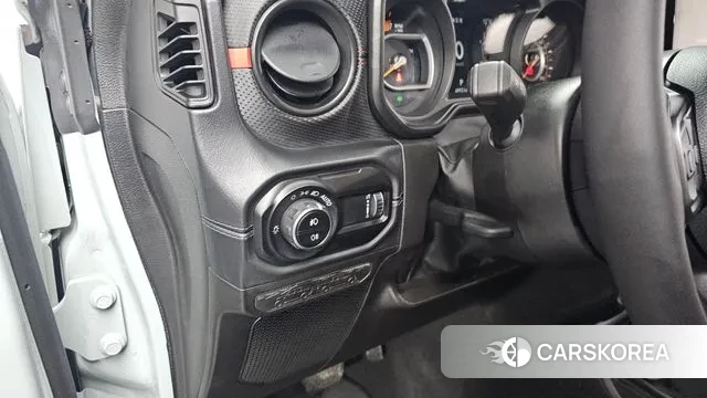 Jeep Wrangler (JL) id 3399898 из Кореи 8