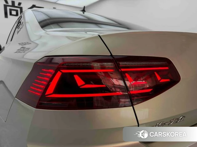 Volkswagen Magotan id 3890114 из Китая 8