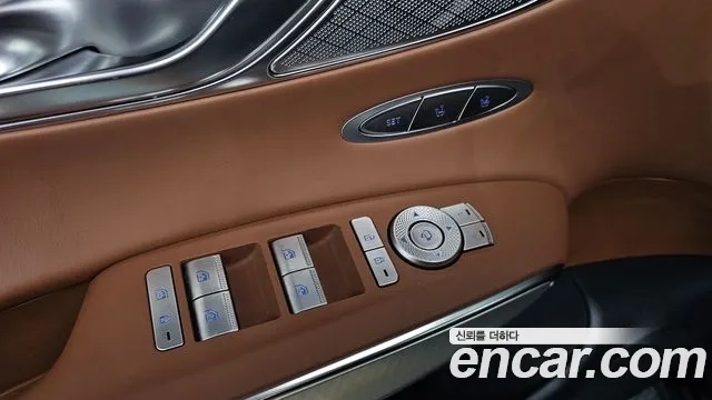 Genesis GV70 id 2935899 из Кореи 8