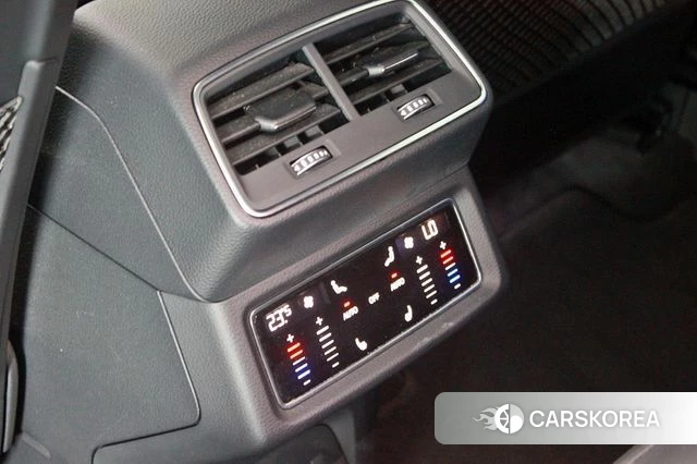 Audi e-Tron id 3842355 из Кореи 8