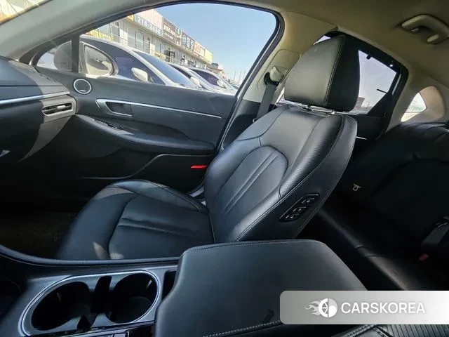 Hyundai Sonata (DN8) id 3429125 из Кореи 8