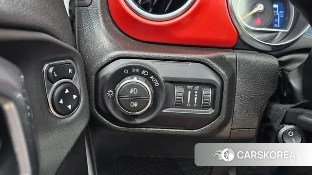 Jeep Wrangler (JL) id 2905533 из Кореи 8