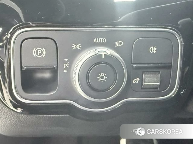 Mercedes-Benz Class A id 4258400 из Китая 8