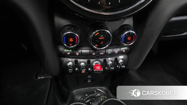 Mini Cooper S id 4292843 из Кореи 8