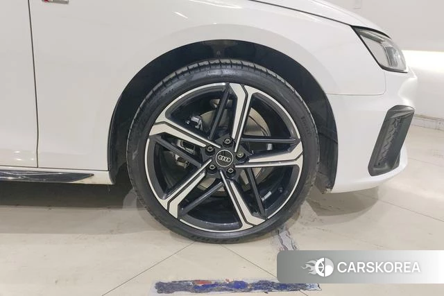 Audi A4L id 4275809 из Китая 8