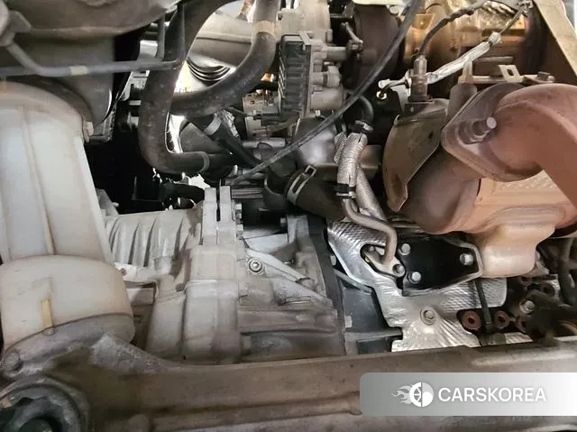 Hyundai Staria id 3597860 из Кореи 8