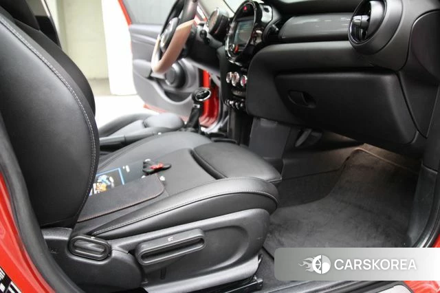 Mini Cooper D id 3846054 из Кореи 8