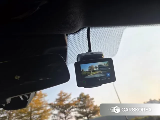 BMW 5 Series (G60) id 3299902 из Кореи 8