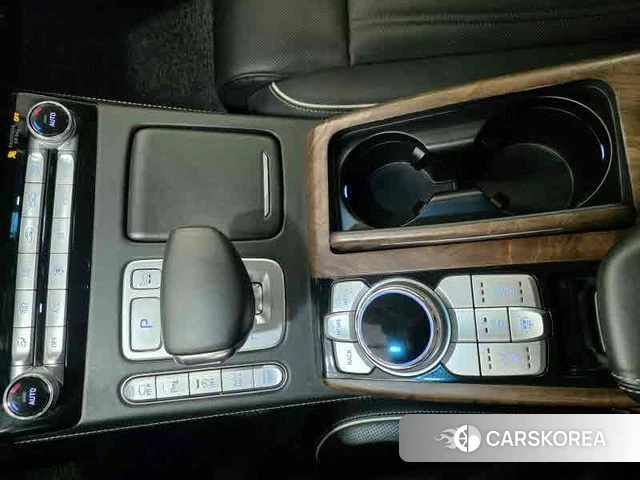 Genesis G90 id 4224958 из Кореи 8