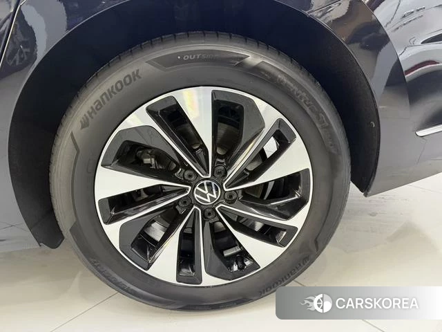 Volkswagen Passat id 4264885 из Китая 8