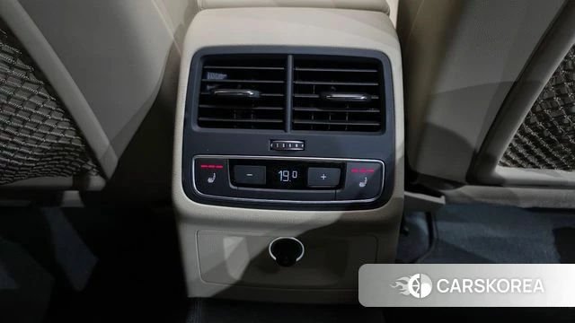 Audi A4 (B9) id 4389696 из Кореи 8