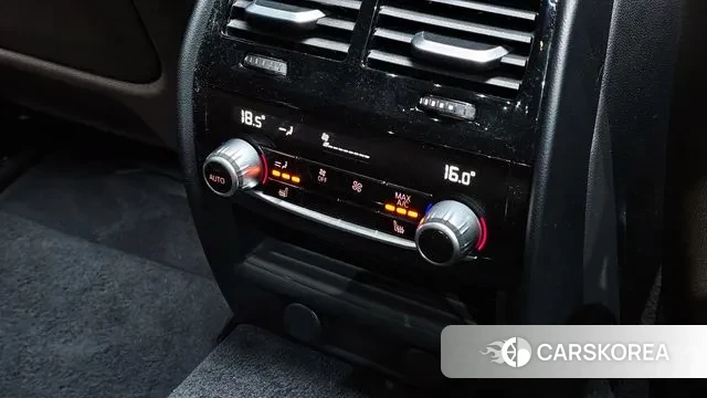 BMW 5 Series (G30) id 3033899 из Кореи 8