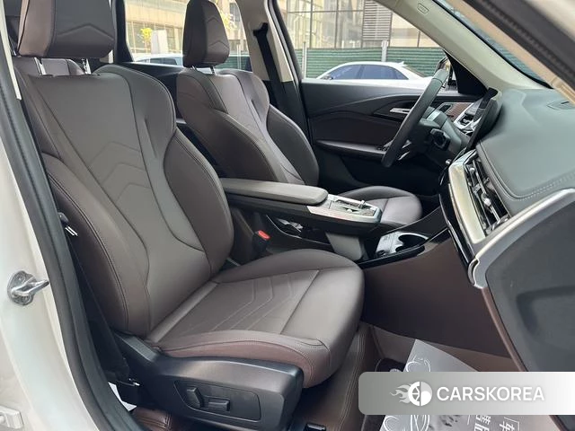 BMW X1 id 4276947 из Китая 8