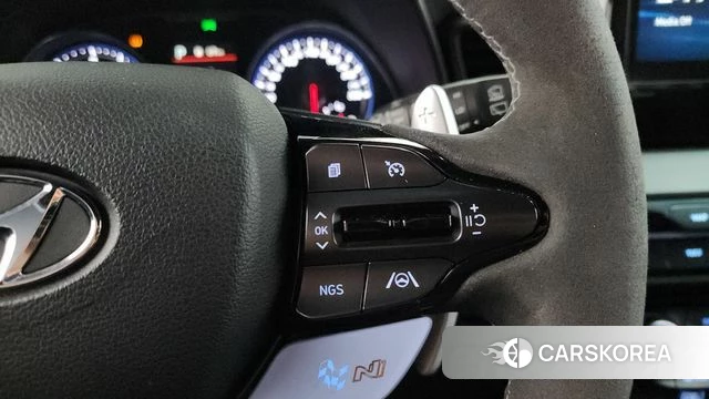 Hyundai Veloster (JS) id 4642230 из Кореи 8