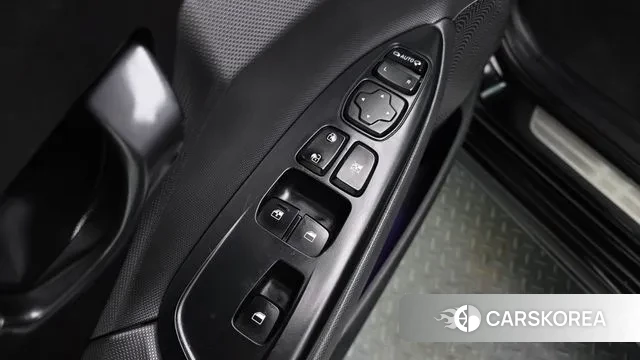 Hyundai Veloster (JS) id 3499950 из Кореи 8