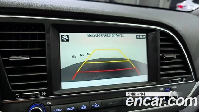 Hyundai Avante AD id 2892011 из Кореи 8