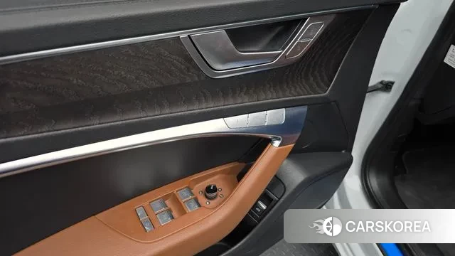 Audi A6 (C8) id 3556556 из Кореи 8