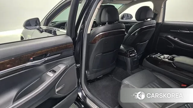 Genesis G90 id 3598490 из Кореи 8