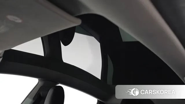 Tesla Model Y id 3017508 из Кореи 8