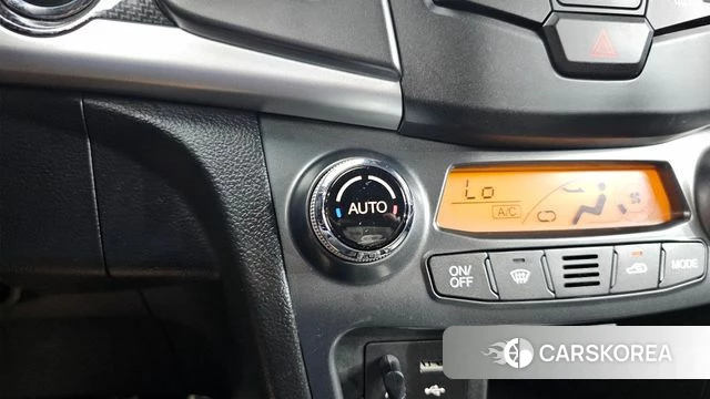 Ssangyong New Style Korando C id 4543442 из Кореи 8