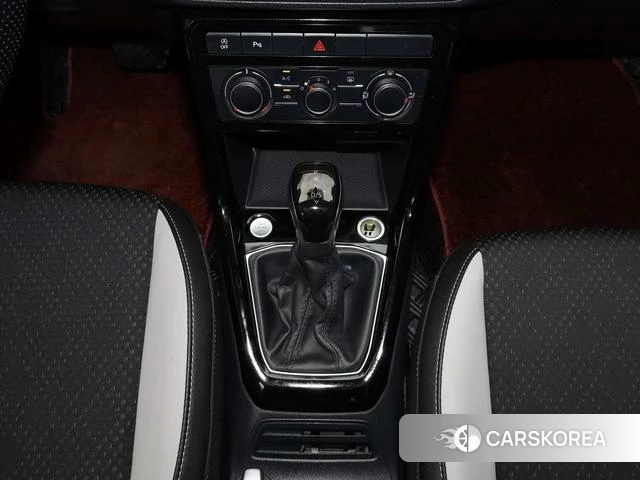 Volkswagen Exploring the shadow id 4342142 из Китая 8
