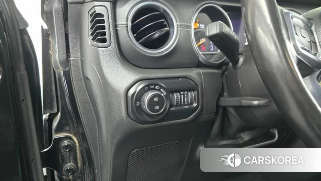 Jeep Wrangler (JL) id 4501110 из Кореи 8