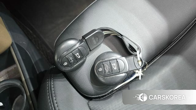 Mini Cooper Countryman id 4582027 из Кореи 8
