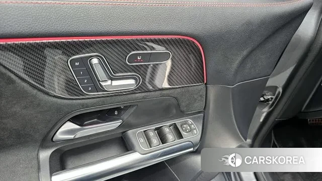 Mercedes-Benz GLA - Class H247 id 3504087 из Кореи 8