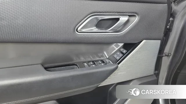 Land Rover Range Rover Velar id 3345462 из Кореи 8