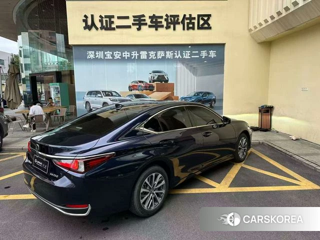 Lexus ES id 4278090 из Китая 8