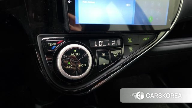 Toyota Prius C id 4482764 из Кореи 8