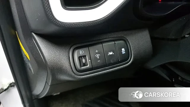 Hyundai Venue id 3692188 из Кореи 8