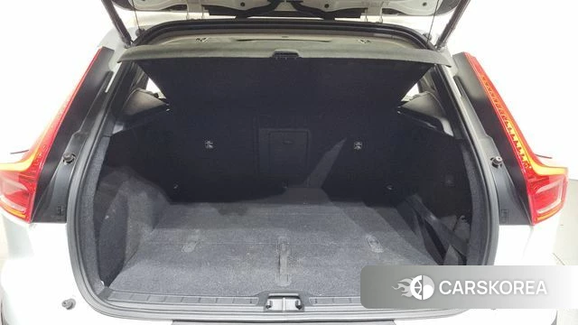Volvo XC40 id 4250401 из Кореи 8