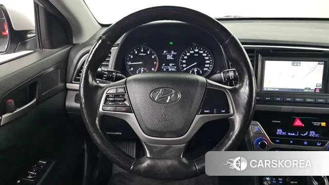 Hyundai Avante AD id 3622573 из Кореи 8