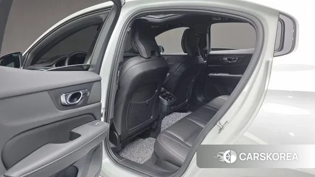 Volvo S60 3rd generation id 3702125 из Кореи 8