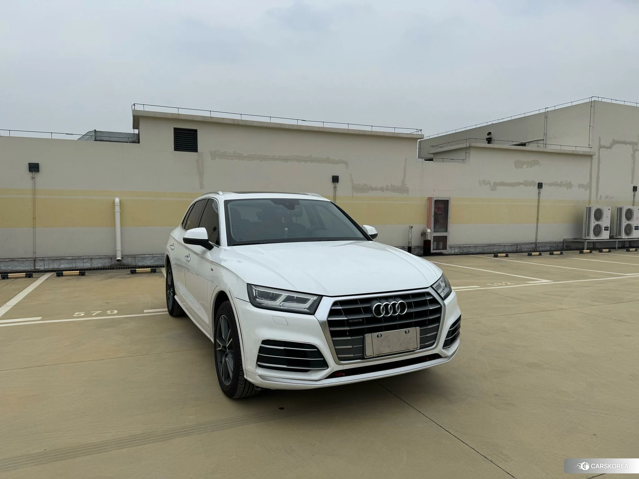 Audi Q5L id 4461480 из Китая 8