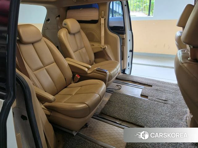 Kia All New Carnival id 4751455 из Кореи 8