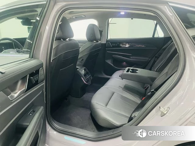 Volkswagen Passat id 4238201 из Китая 8