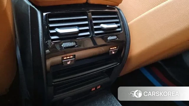 BMW 5 Series (G30) id 3004029 из Кореи 8