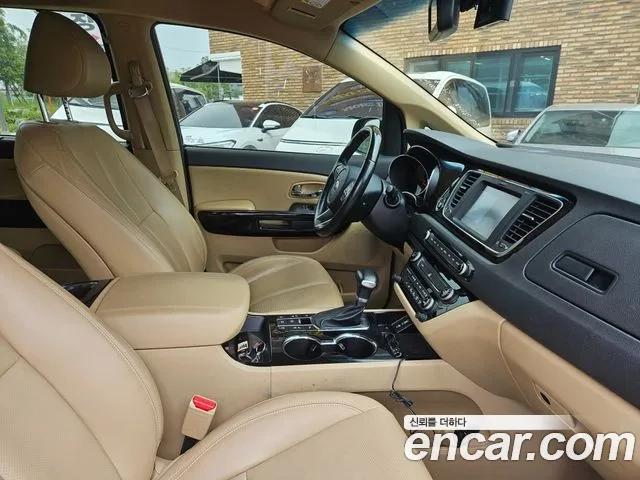 Kia The New Carnival id 2907864 из Кореи 8