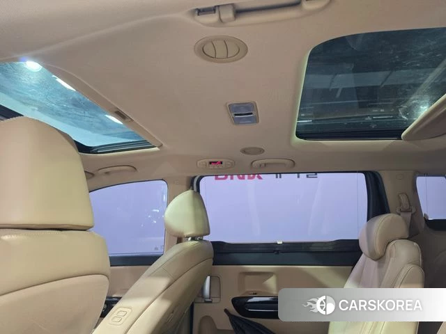 Kia The New Carnival id 4447515 из Кореи 8