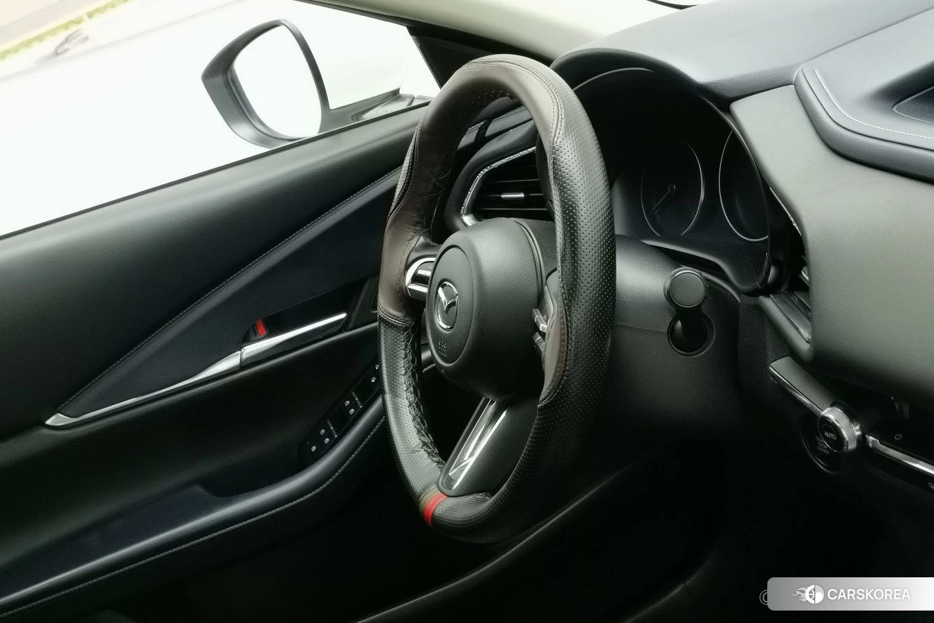 Mazda CX-30 id 4437975 из Китая 8