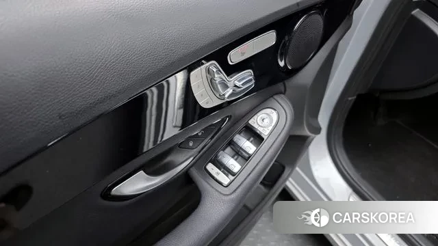 Mercedes-Benz C-Class W205 id 3612796 из Кореи 8