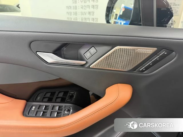 Jaguar I-PACE id 4632897 из Кореи 8
