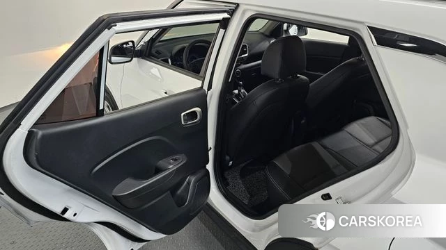 Hyundai Venue id 4423238 из Кореи 8